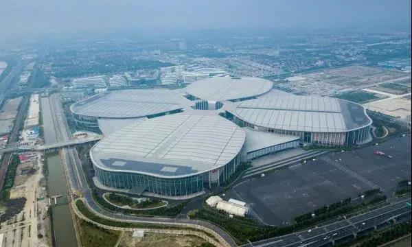 上海虹桥国家会展综合体.jpg